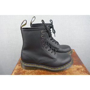 Dr. Martens Boots Womens 7 Black The Original Lace Up High Top Rockabilly Boho b